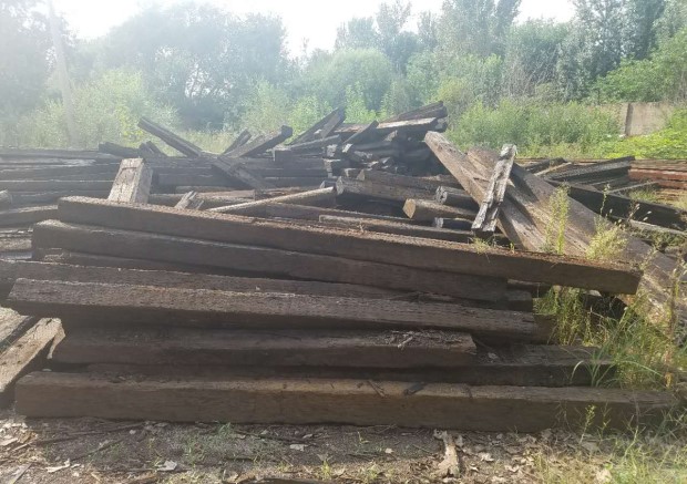 出售铁路旧枕木 出售铁路旧枕木